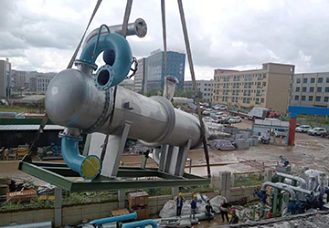 容器罐運(yùn)輸?shù)跹b搬運(yùn)，安裝就位